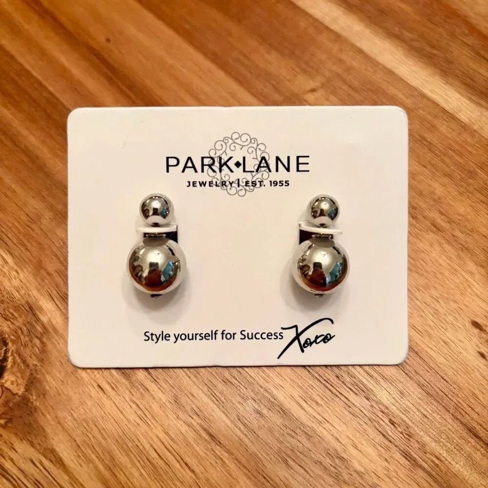 Park Lane | Dovey Earrings | Silver
